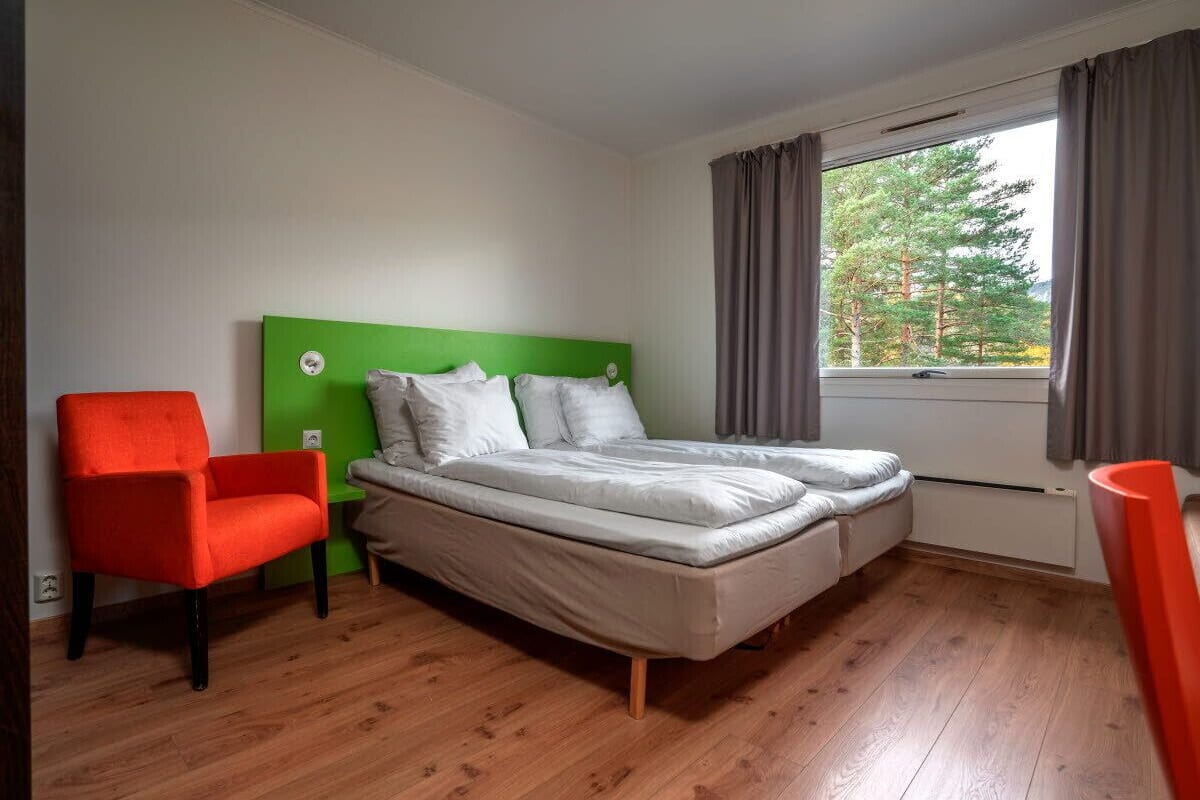 room, accessible | premium bedding, pillow-top beds, desk, iron/ironing board