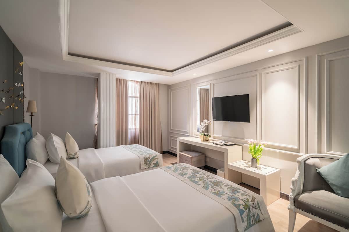 Suite « Premier » (Afternoon Tea) | 1 chambre, minibar, coffres-forts dans les chambres, bureau