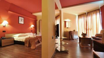 Down duvets, Select Comfort beds, minibar, in-room safe