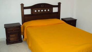 Single Room | Blackout drapes, free WiFi