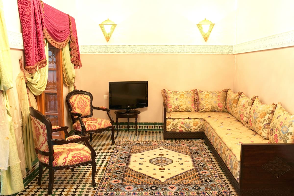 Ambar Deluxe Suite