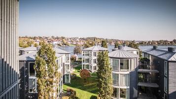 Penthouse, 3 Bedrooms, Balcony, Partial Lake View | View from room