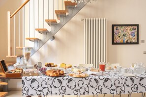 Free daily local cuisine breakfast