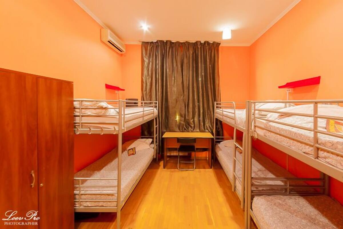 Gemeinsamer Schlafsaal, Gemischter Schlafsaal (Six Bed)