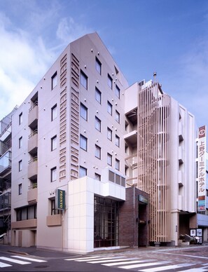 Exterior - Ueno Terminal Hotel (Tokyo)