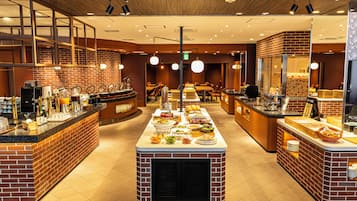 Petit déjeuner servi sur place