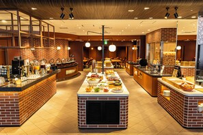 Breakfast served - Hotel Keihan Kyoto GRANDE (Kyoto)