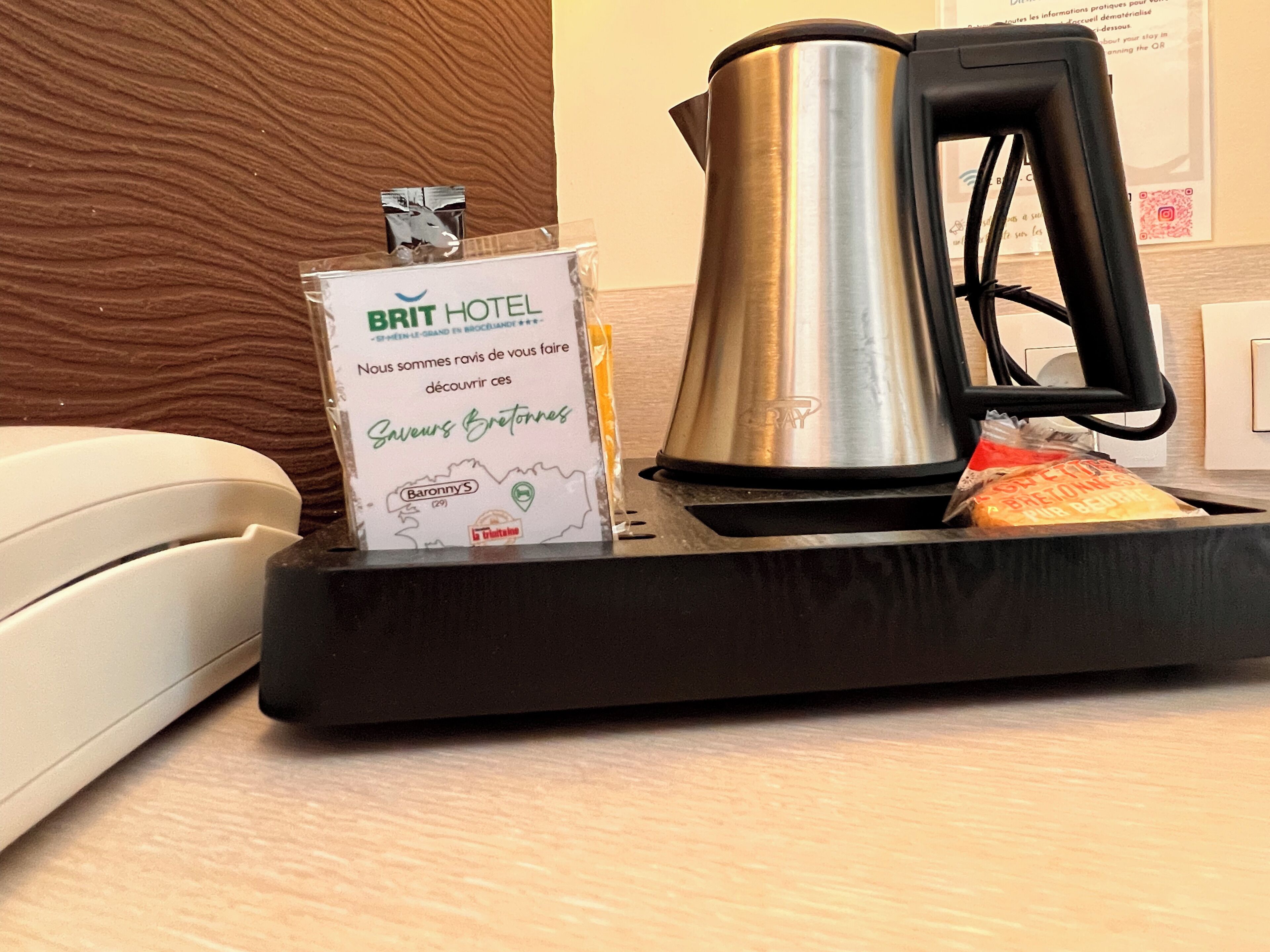 1 bedroom, premium bedding, individually furnished, desk