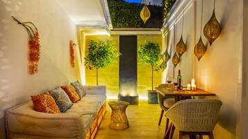 Superior Room | Premium bedding, down comforters, minibar, individually decorated