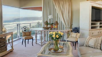 Presidential Suite, Non Smoking, Ocean View | Living area | LED TV
