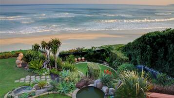 Plage privée, sable blanc