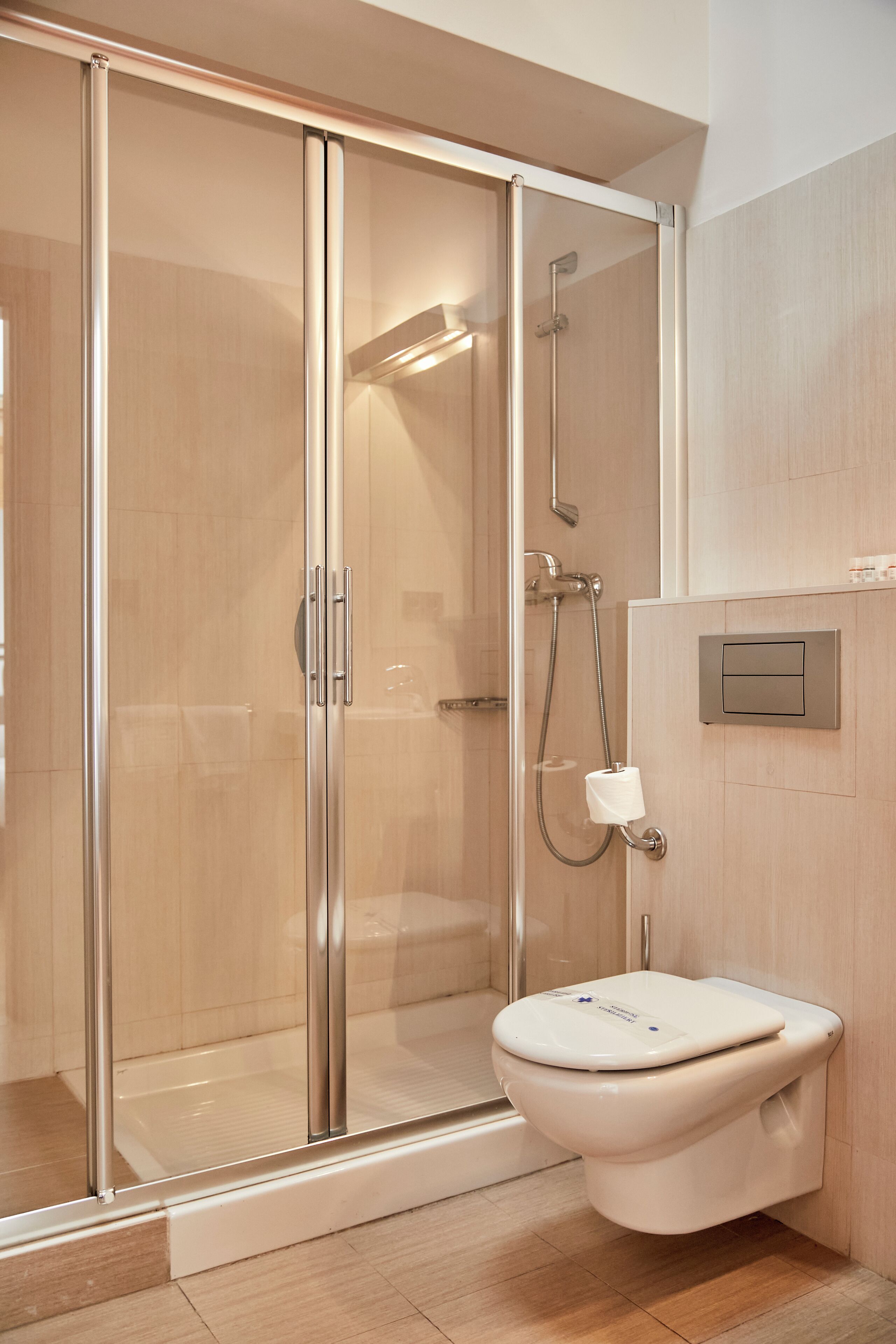 double or twin room | bathroom | shower, towels, soap, shampoo