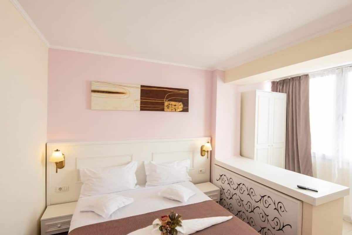 Sea View Suite