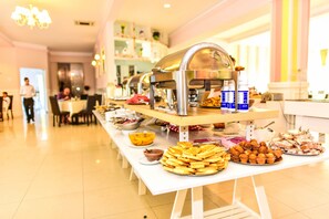 Morgenmadsbuffet hver dag mod et gebyr