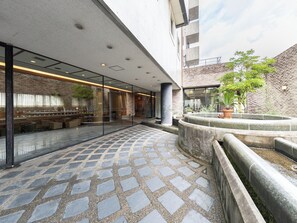 Garden - APA Hotel Kanazawa Nomachi (Kanazawa)