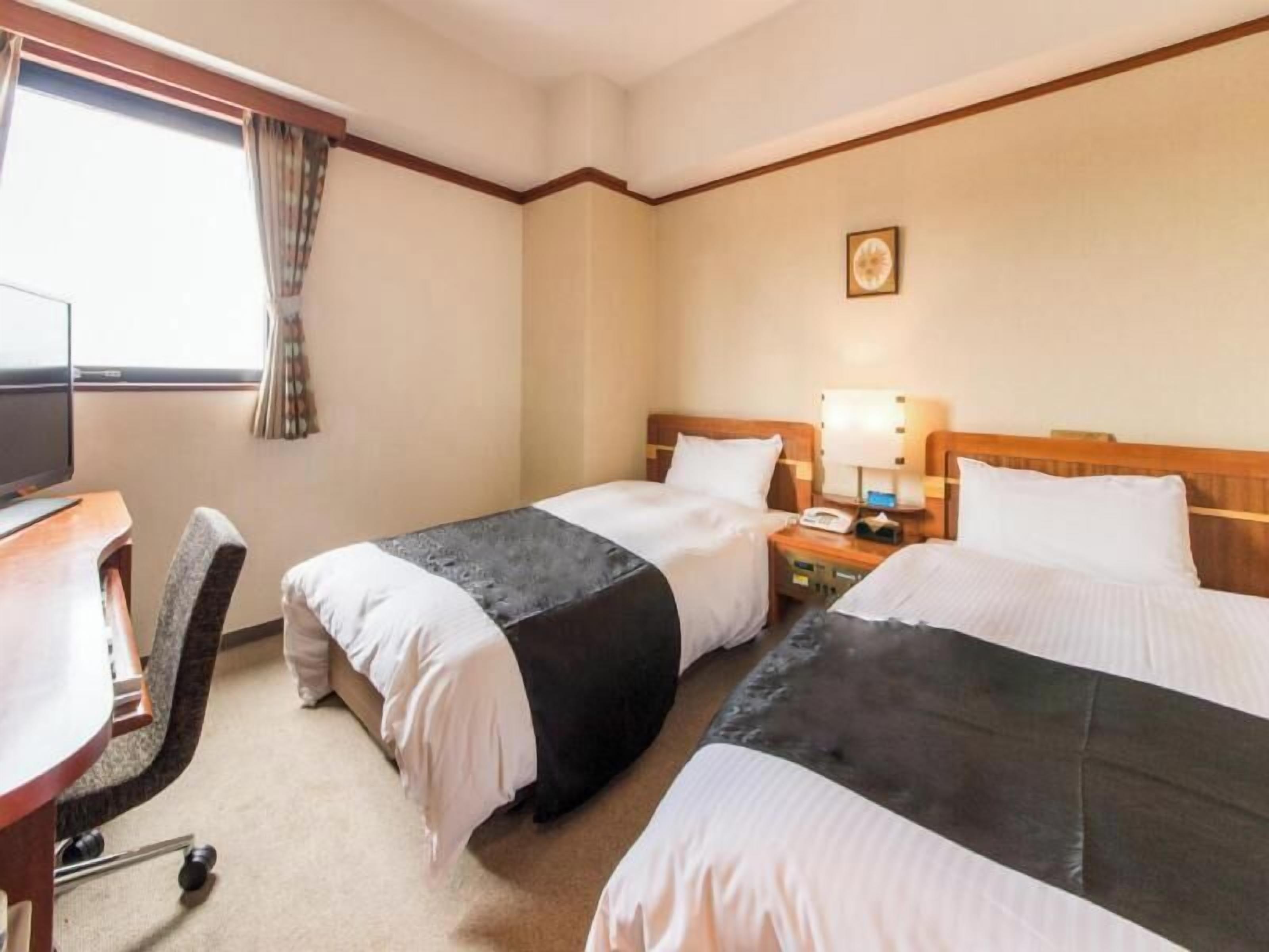 In-room safe, desk, blackout drapes, free WiFi