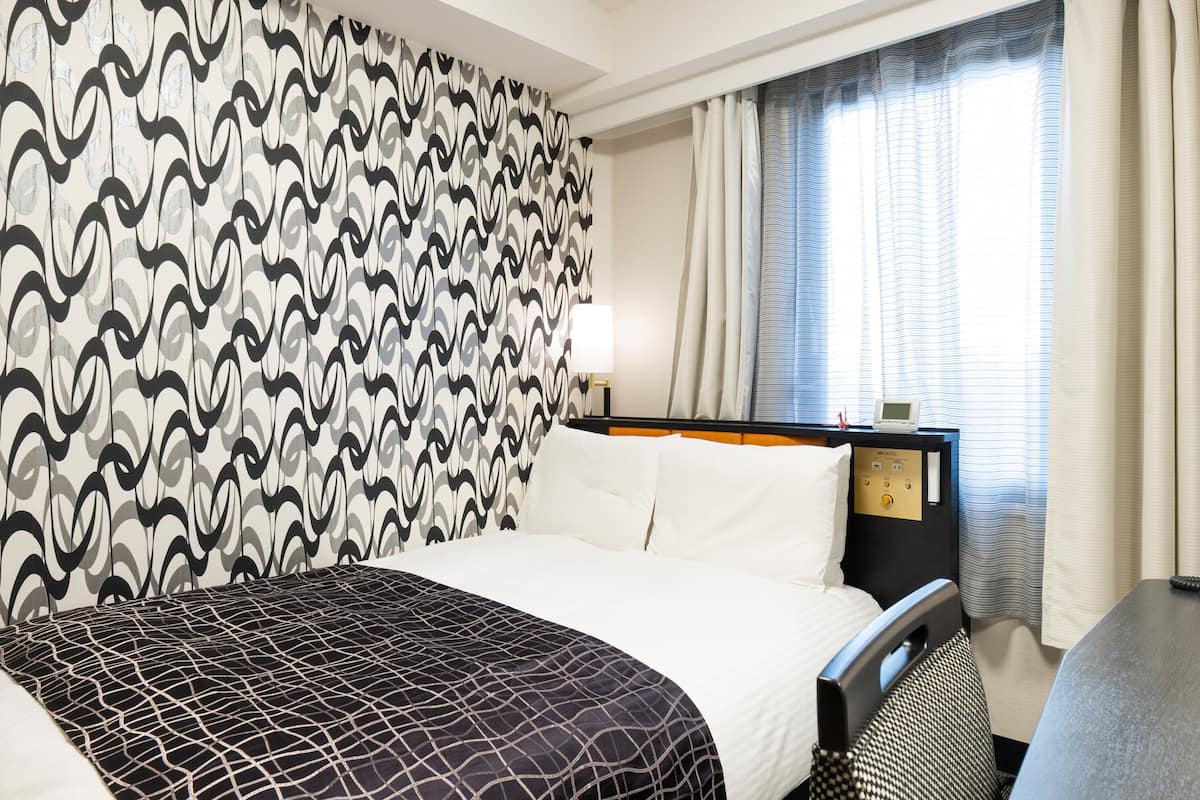 Small Double Bed, Non Smoking