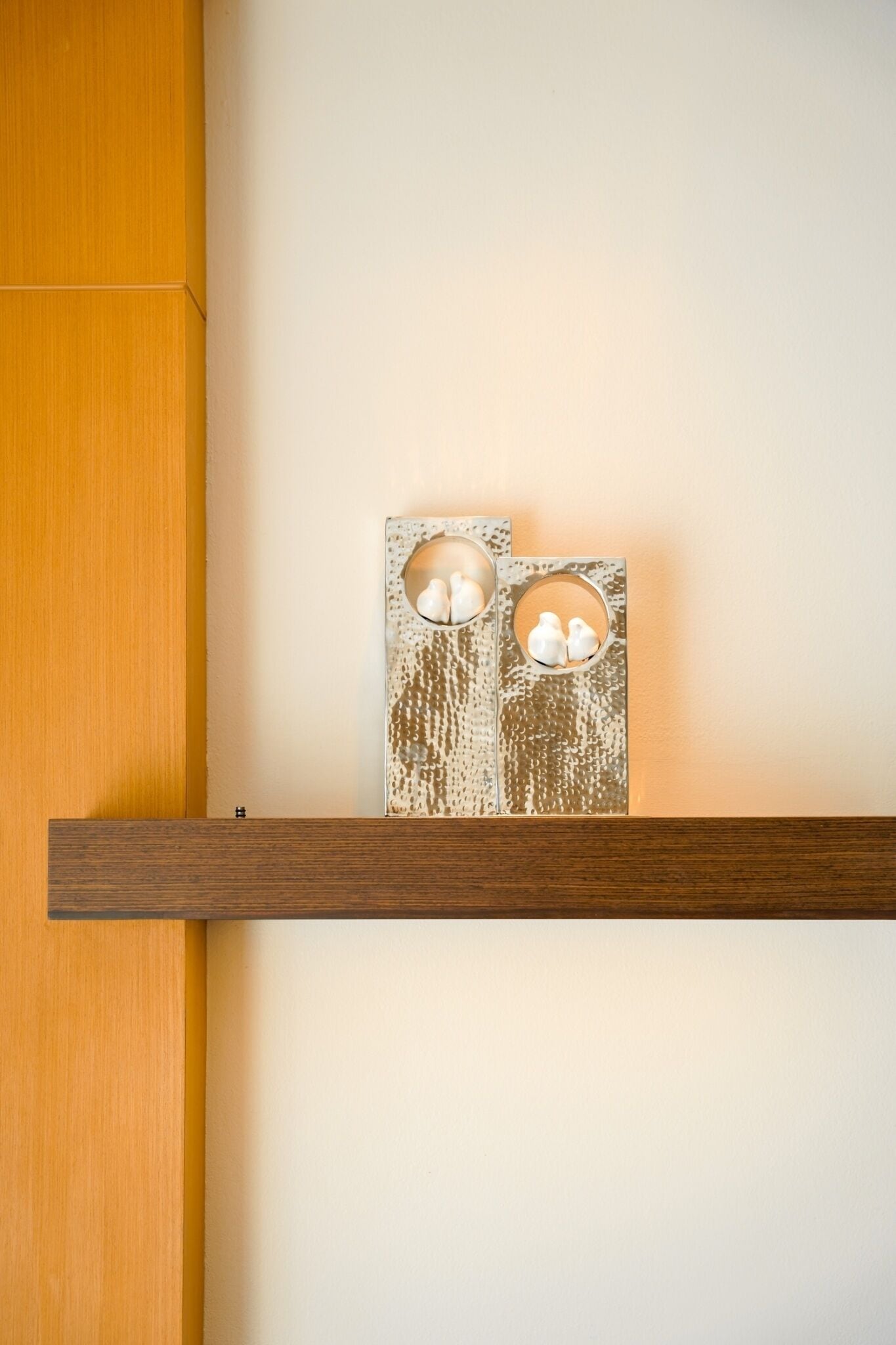 deluxe room, jetted tub | minibar, in-room safe, soundproofing, free cots/infant beds