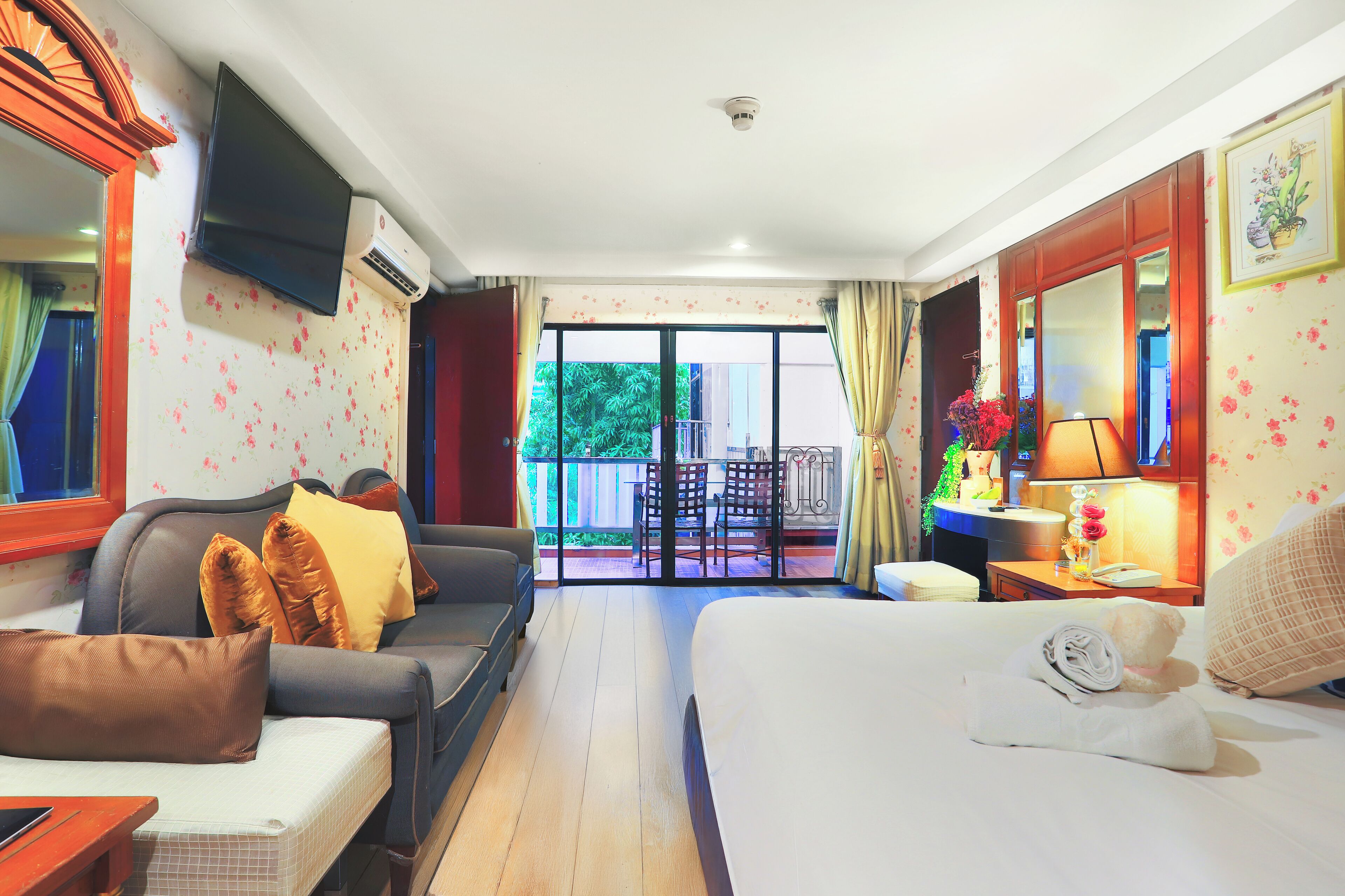 Foto - Diamond City Hotel