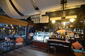 Gift shop - Kiree Thara Boutique Resort (Chiang Mai)