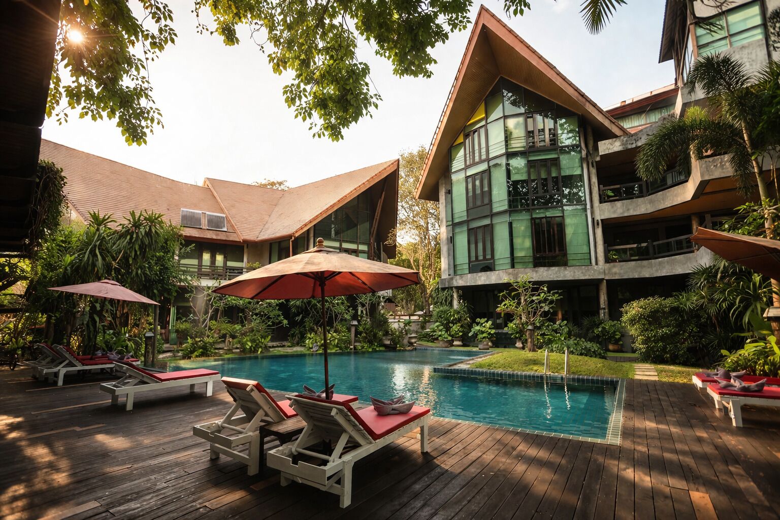 Outdoor pool, sun loungers