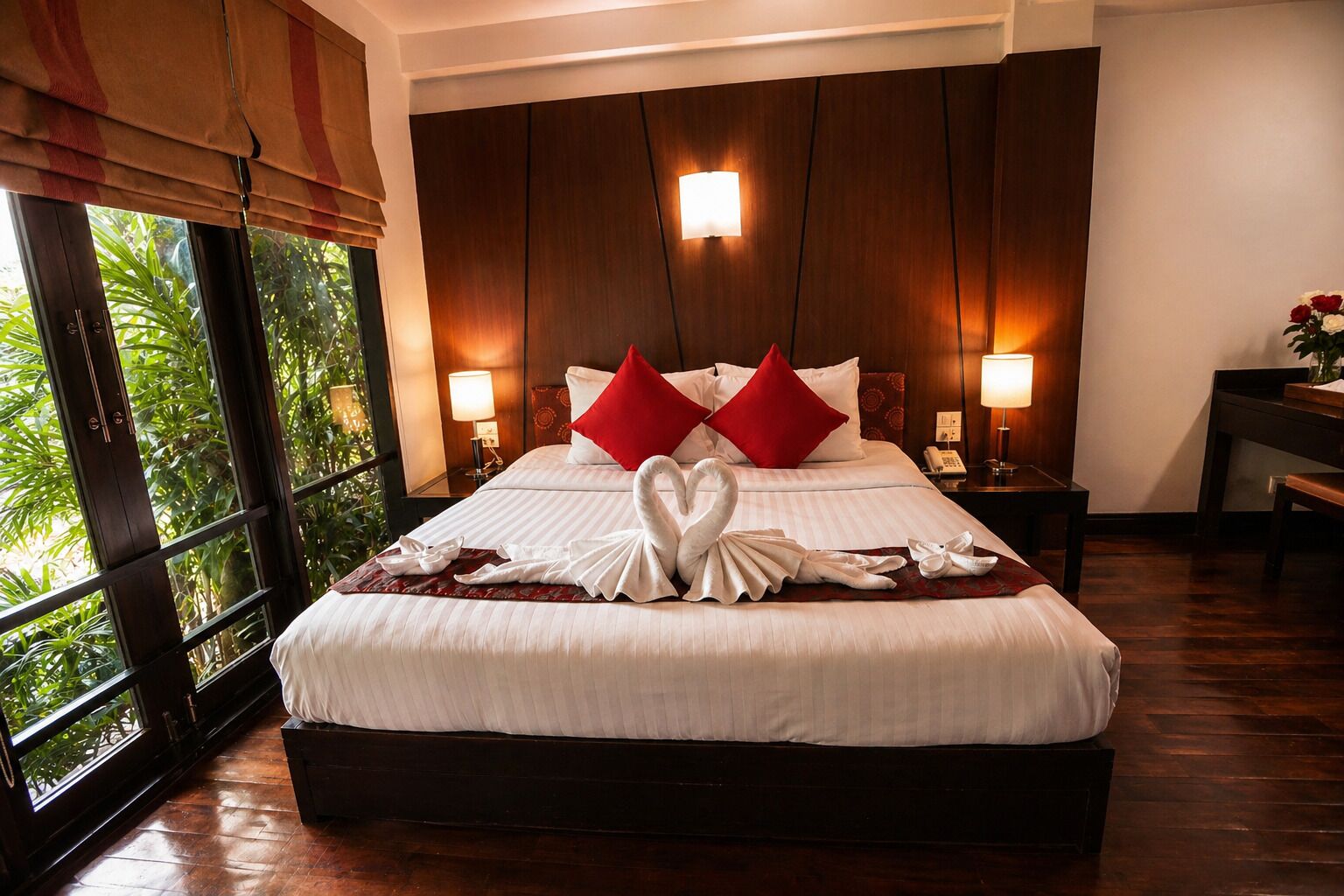 Chambre Familiale | Coffres-forts dans les chambres, rideaux occultants, Wi-Fi gratuit