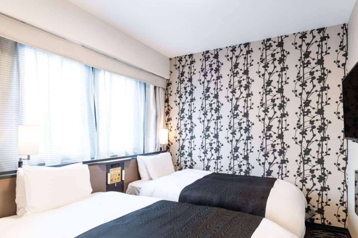Down duvets, desk, blackout curtains, soundproofing