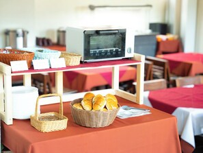 Breakfast and dinner served - APA Hotel Karuizawa Ekimae Karuizawaso (Karuizawa)