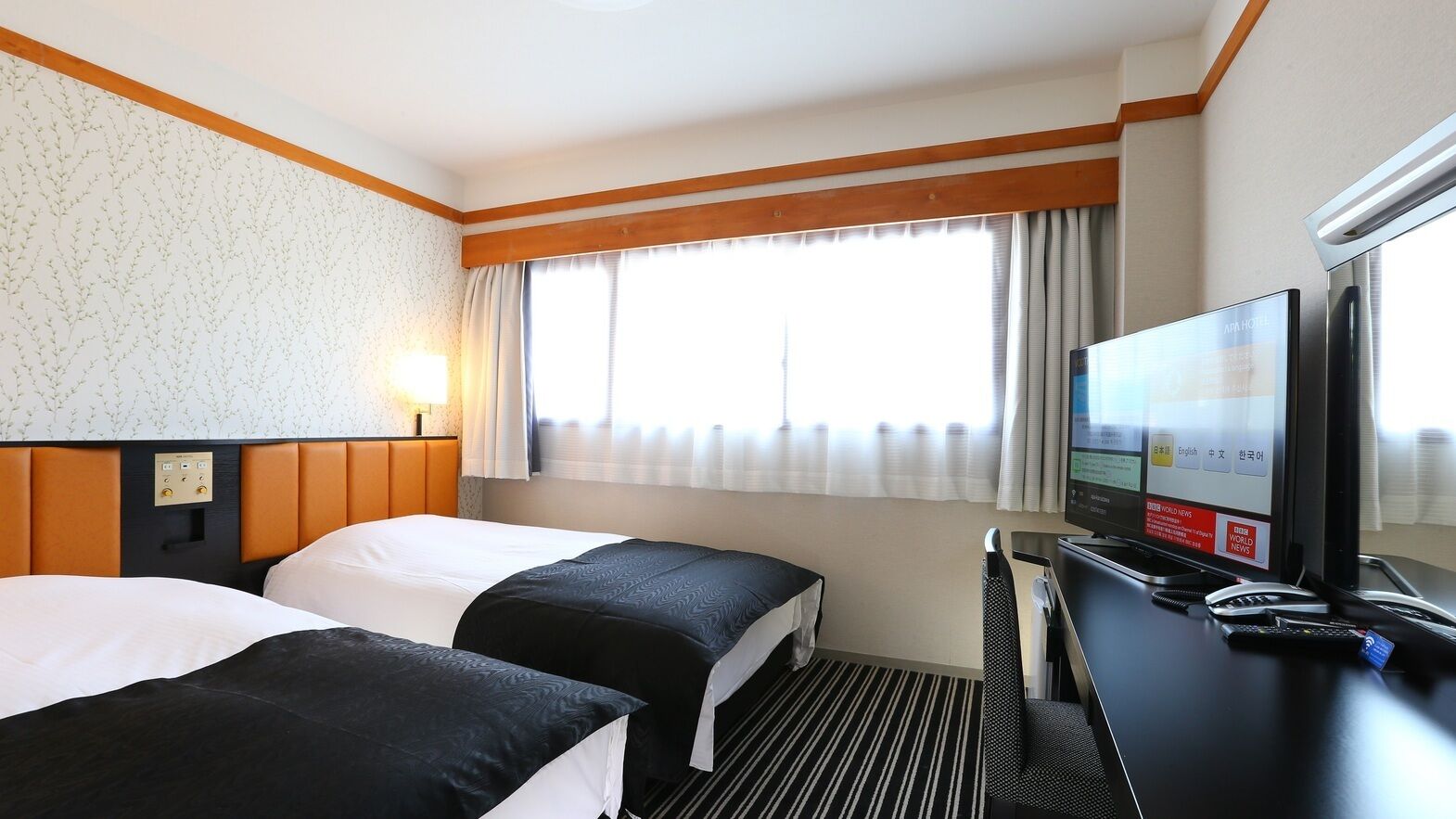 Down duvets, desk, blackout curtains, soundproofing