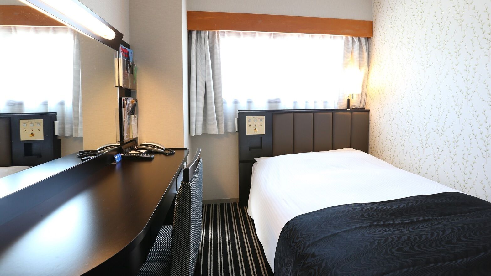 Down duvets, desk, blackout curtains, soundproofing