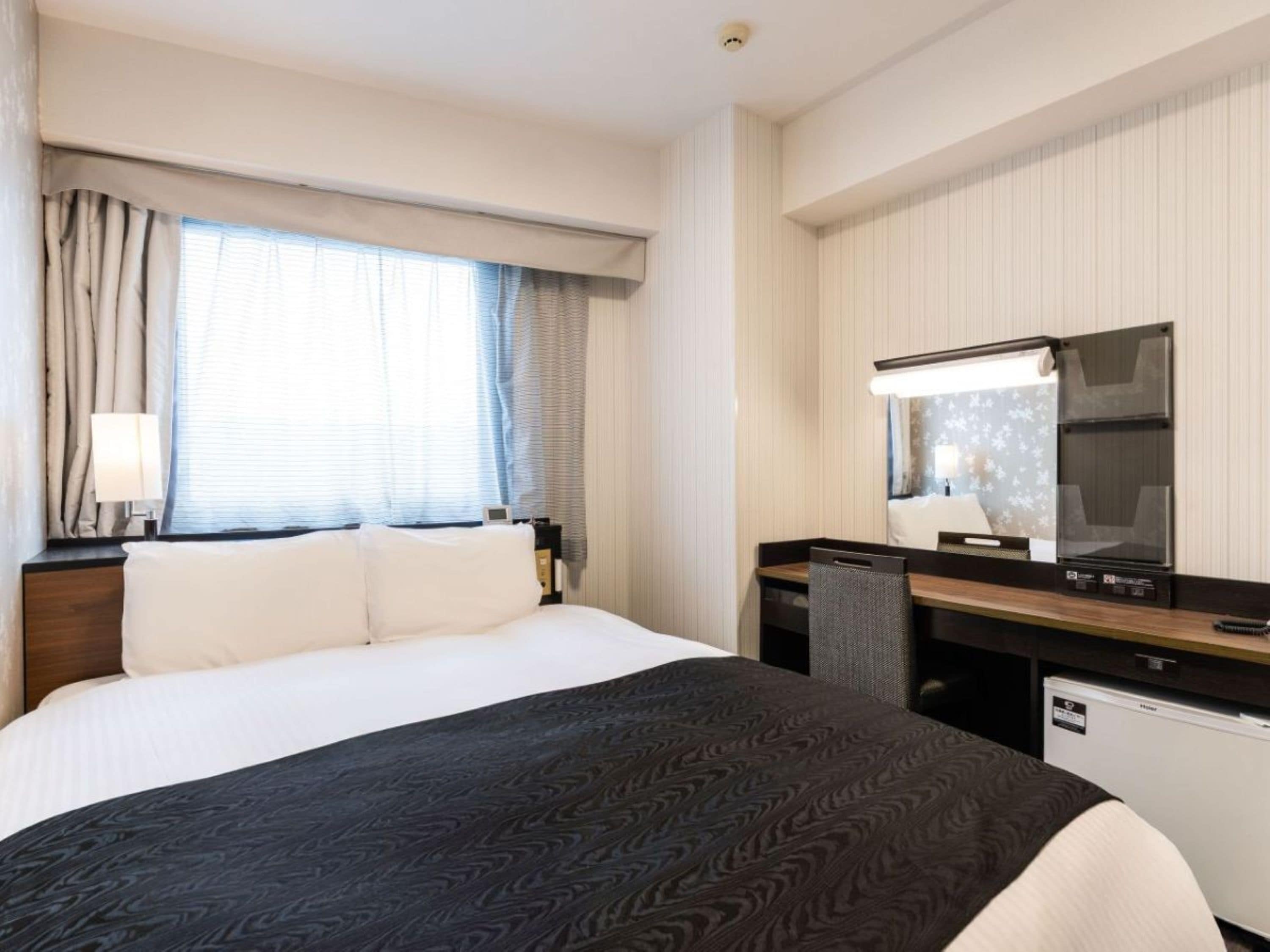 [Annex] Deluxe Double Room, Non-Smoking | Down duvets, desk, blackout curtains, soundproofing
