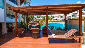 Sundeck