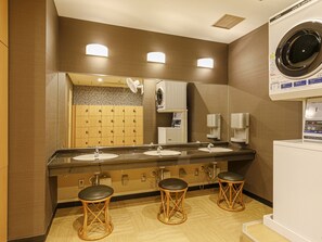 Public bath - APA Hotel Nagoya Marunouchi Ekimae (Nagoya)