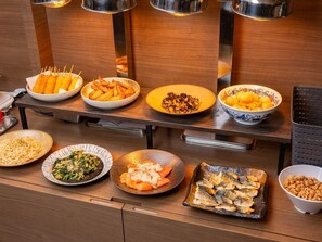 Daily cooked-to-order breakfast (JPY 1700 per person) - APA Hotel Nagoya Marunouchi Ekimae (Nagoya)
