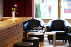 Bar (on property) - Aktivhotel Kanisfluh (Mellau)