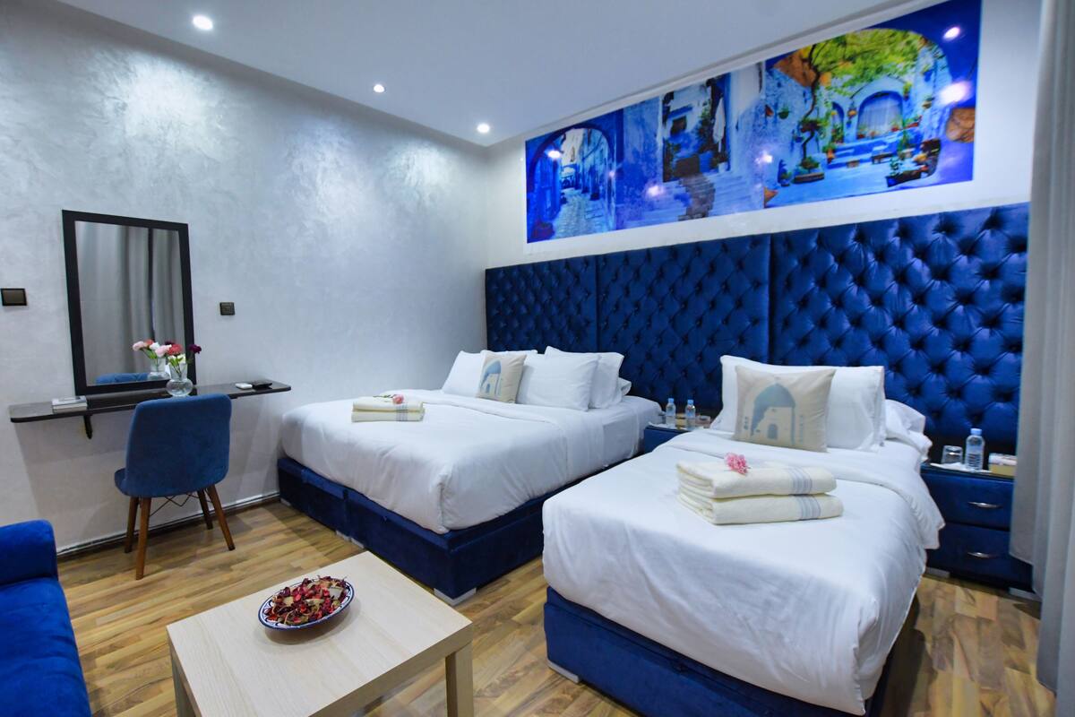 Standard Triple Room | Down comforters, blackout drapes, WiFi (free), bed sheets