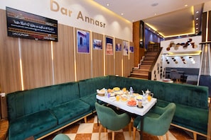 Breakfast, lunch and dinner served