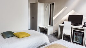 Unclassified image, 2 of 52, button - Alex & George Boutique Hotel (Cluj-Napoca)