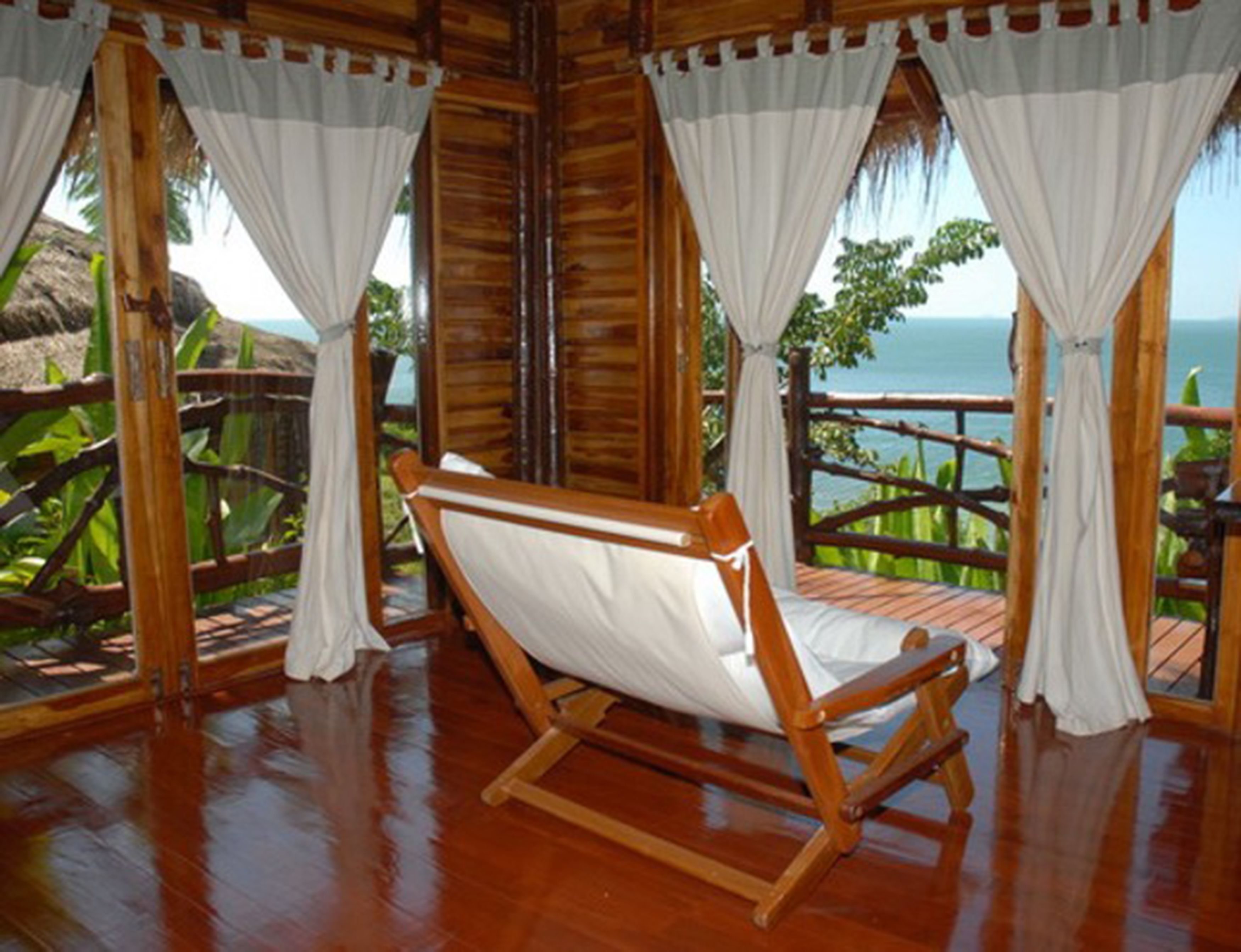 teakwood villa, sea view | 1 bedroom, in-room safe, free wifi, bed sheets