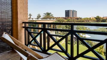 Roba de llit d'alta qualitat, minibar i caixa forta a l'habitació