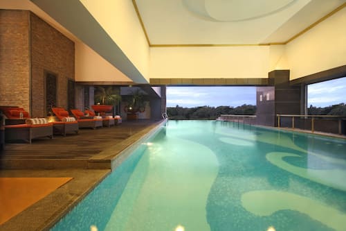 Private pool