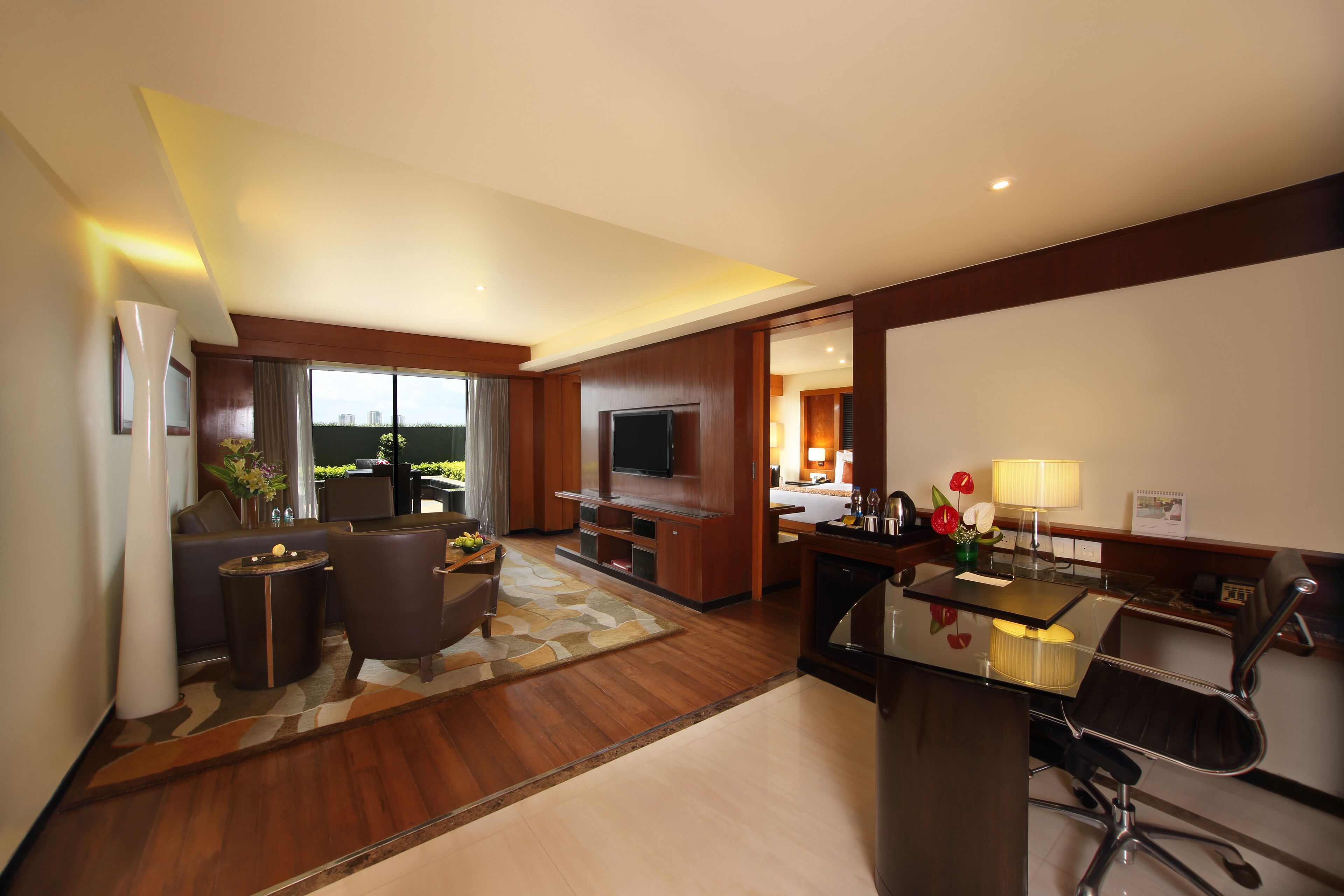 executive suite | city view