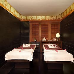 1 bedroom, premium bedding, down duvets, memory-foam beds