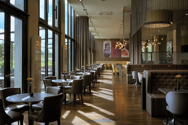 Daily buffet breakfast (EUR 26 per person)