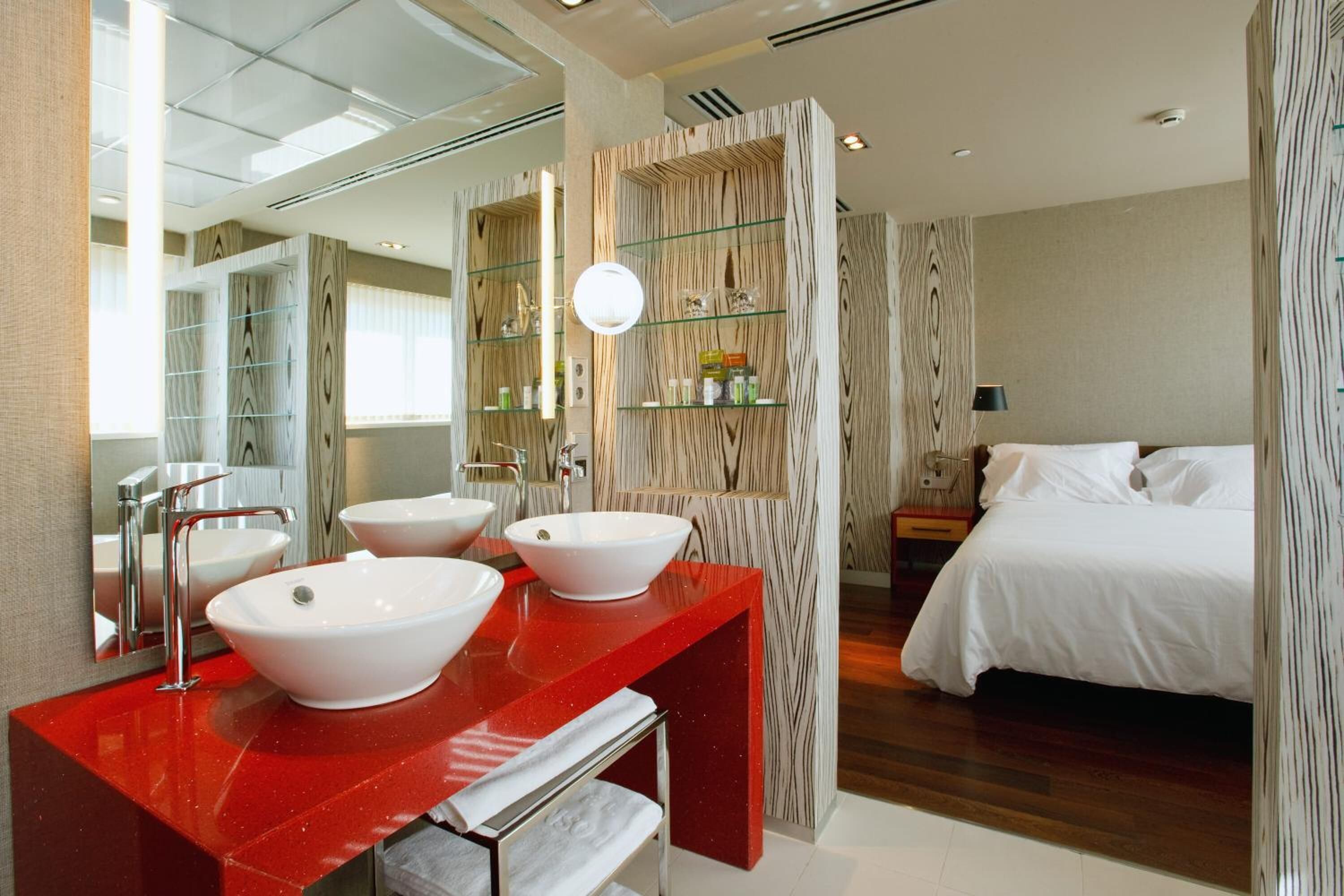 suite | bathroom | hair dryer, towels