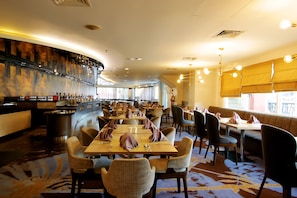 Frühstück, Mittagessen, Abendessen, internationale Küche