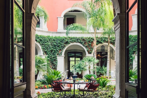 Här finns 4 restauranger som serverar frukost.