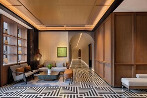 4 restaurants; breakfast, lunch, dinner and brunch served  - Sheraton Guangzhou Hotel (Guangzhou)