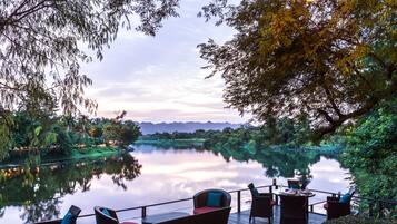 Breakfast, lunch, dinner served; Thai cuisine, pool views