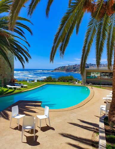 Yachting Hotel Quintero